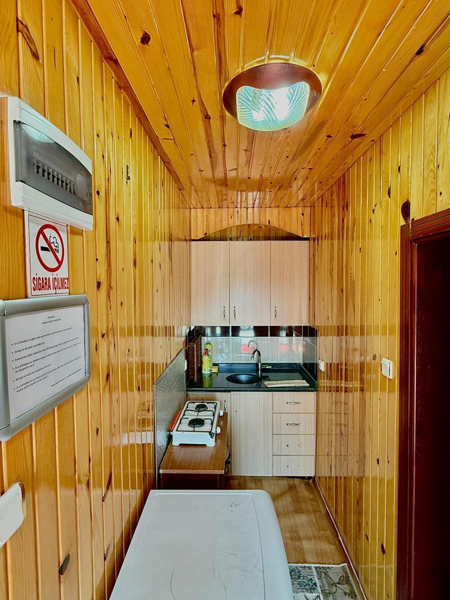 Konak Grand Apart Uzungol Bagian luar foto